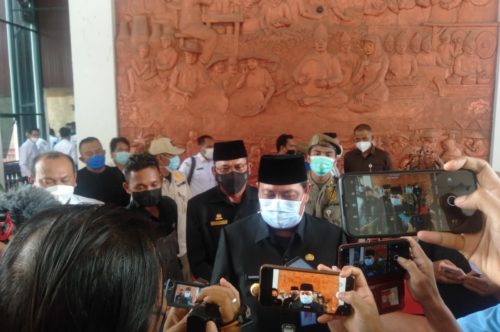 Satpol PP dan Damkar Melaksanakan PAM Gubernur Kalsel pada Rapat Paripurna DPRD Provinsi Kalimantan Selatan